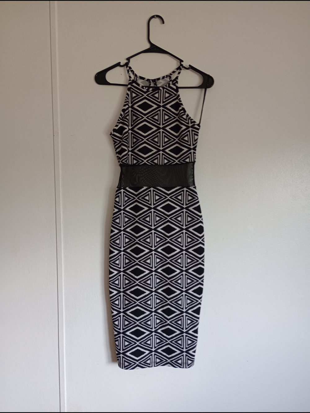 Papaya  Black and White Bodycon Dress Sz. Small
